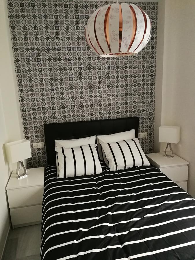 Apartamento Alfalfa Apartment Севиля Екстериор снимка