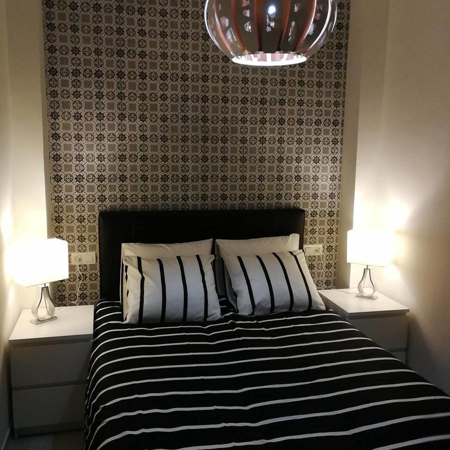 Apartamento Alfalfa Apartment Севиля Екстериор снимка
