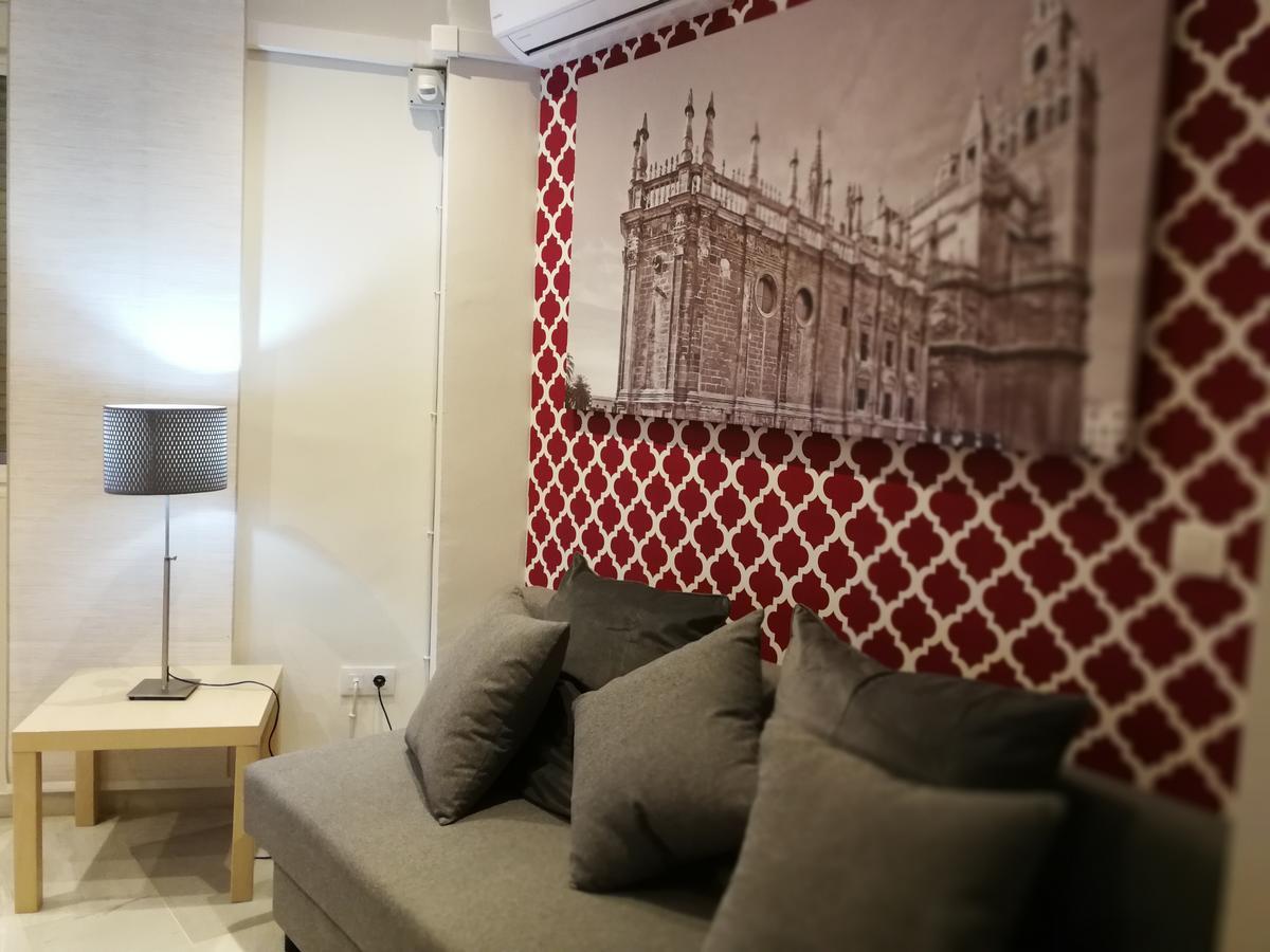 Apartamento Alfalfa Apartment Севиля Екстериор снимка
