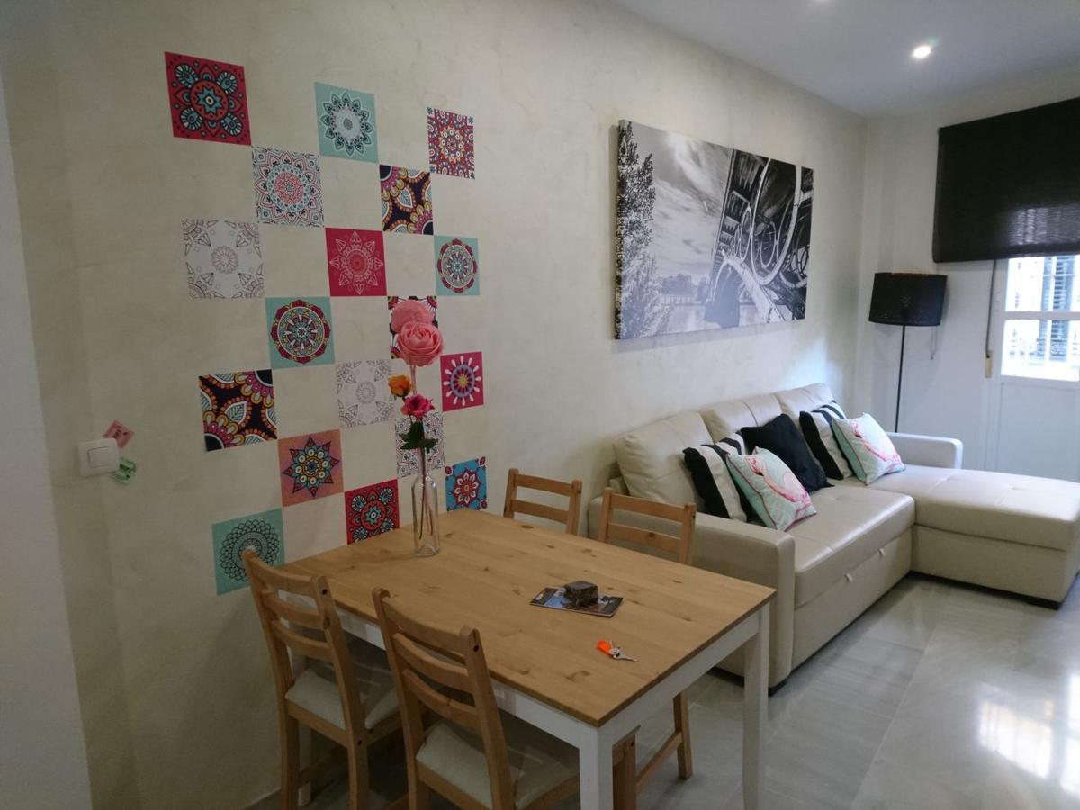 Apartamento Alfalfa Apartment Севиля Екстериор снимка